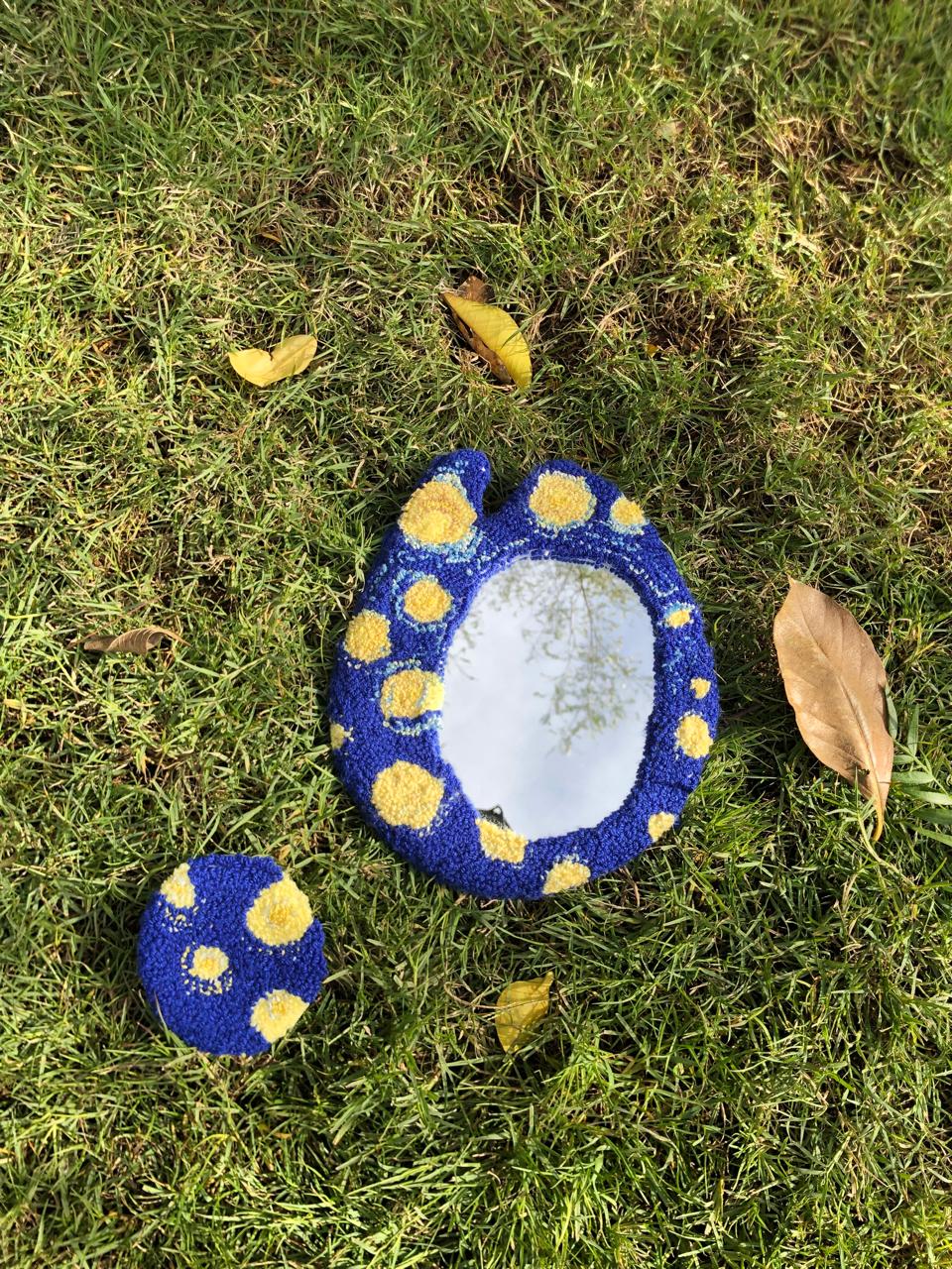 مرايا بتصميم مستوحى من فان جوخ - Punch needle