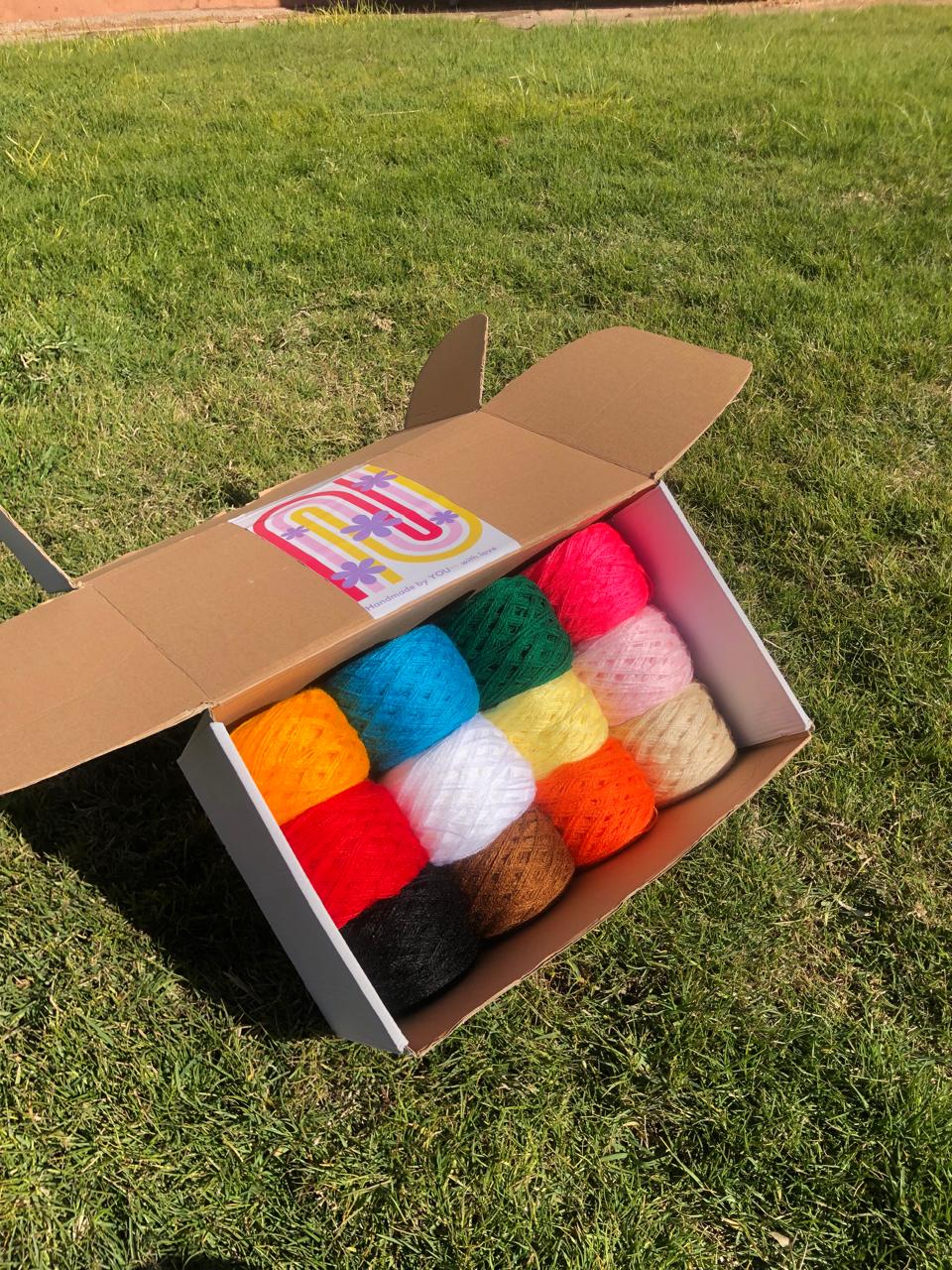 باك الصوف الملون – 12 لون متنوع لإبداعاتك